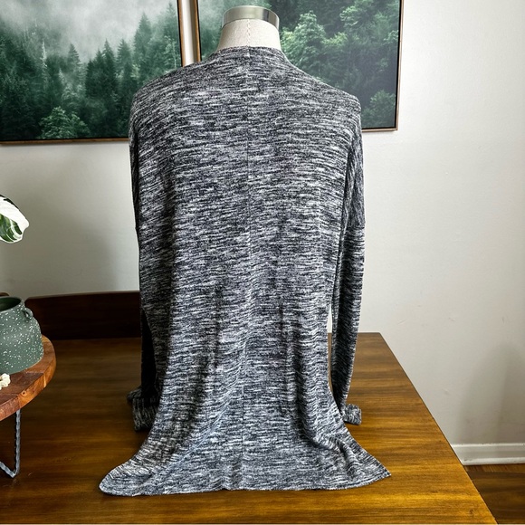 Old Navy Grey Cardigan Small - Picture 5 of 7